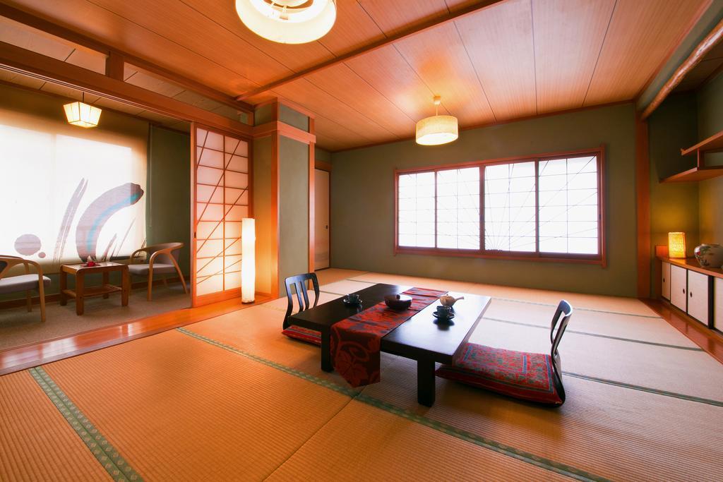 Hotel Koraku Beppu Zimmer foto